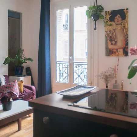 Nice&warm apt at 1 min from Boulevard Barbès Parigi